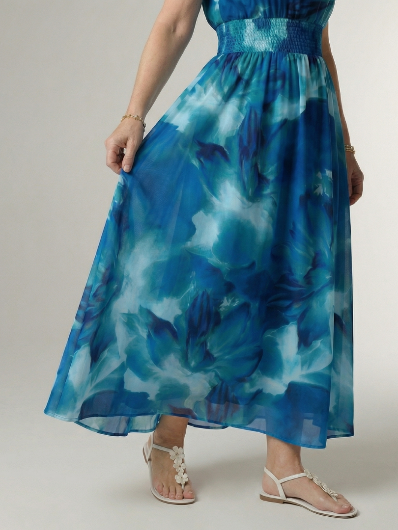 Lies | Midi Halter Dress